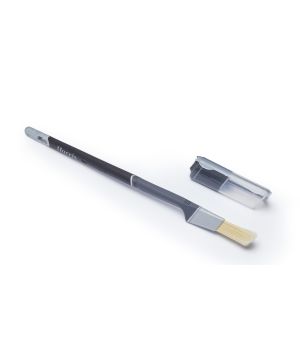 Harris Ultimate 15mm Woodwork Stain and Varnish Triangular Brush with storage case